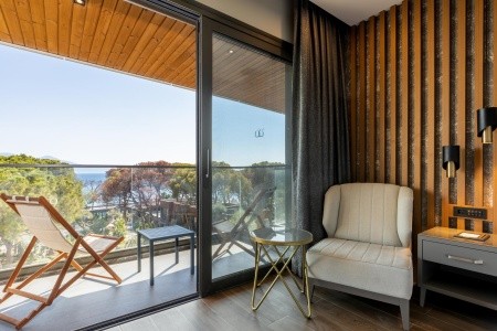 Unique Lifestyle Hotel - 182