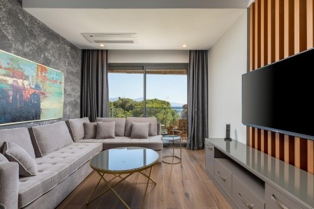 Unique Lifestyle Hotel - 183