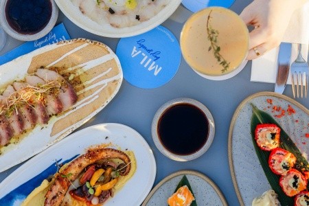 Spojené arabské emiráty Dubaj Radisson Beach Resort Palm Jumeirah 10 dňový pobyt Raňajky Letecky Letisko: Viedeň August 2025 (30/08/25- 8/09/25)