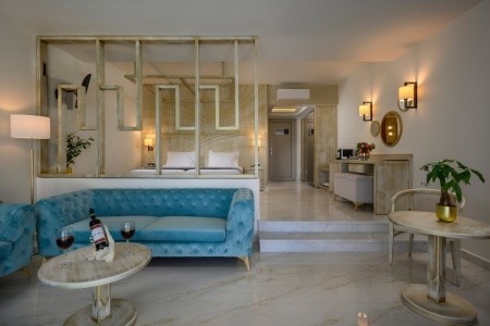 Grécko Kréta Vantaris Palace 5 dňový pobyt Polpenzia Letecky Letisko: Praha May 2026 (31/05/26- 4/06/26)