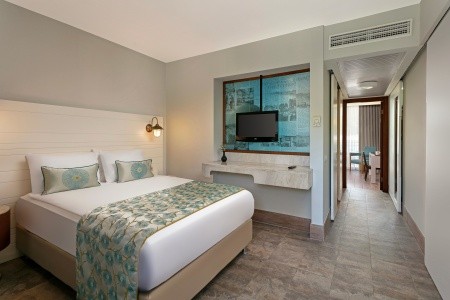 Turecko Antalya Titanic Beach Lara (Ex.