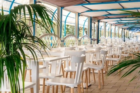 Taliansko Sicília Unahotels Naxos Beach Resort 12 dňový pobyt Polpenzia Letecky Letisko: Viedeň October 2025 (13/10/25-24/10/25)