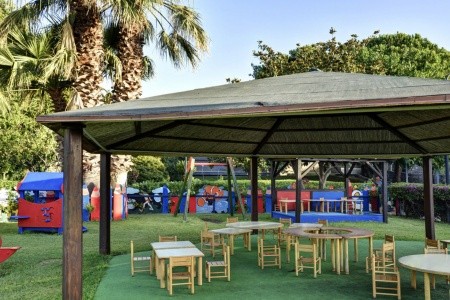 Taliansko Sicília Unahotels Naxos Beach Resort 12 dňový pobyt Polpenzia Letecky Letisko: Viedeň October 2025 (13/10/25-24/10/25)