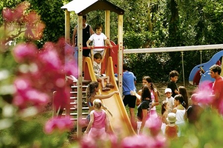 Taliansko Sicília Unahotels Naxos Beach Resort 12 dňový pobyt Polpenzia Letecky Letisko: Viedeň October 2025 (13/10/25-24/10/25)