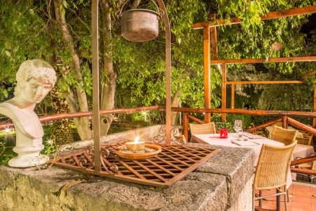 Taliansko Sicília Unahotels Naxos Beach Resort 12 dňový pobyt Polpenzia Letecky Letisko: Viedeň October 2025 (13/10/25-24/10/25)