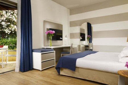 Taliansko Sicília Unahotels Naxos Beach Resort 12 dňový pobyt Polpenzia Letecky Letisko: Viedeň October 2025 (13/10/25-24/10/25)