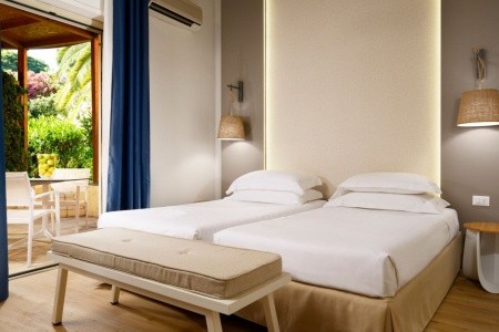 Taliansko Sicília Unahotels Naxos Beach Resort 12 dňový pobyt Polpenzia Letecky Letisko: Viedeň October 2025 (13/10/25-24/10/25)