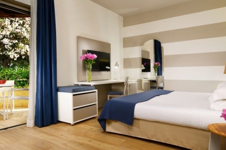 Taliansko Sicília Unahotels Naxos Beach Resort 12 dňový pobyt Polpenzia Letecky Letisko: Viedeň October 2025 (13/10/25-24/10/25)