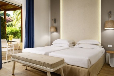 Taliansko Sicília Unahotels Naxos Beach Resort 12 dňový pobyt Polpenzia Letecky Letisko: Viedeň October 2025 (13/10/25-24/10/25)