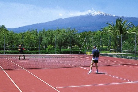 Taliansko Sicília Unahotels Naxos Beach Resort 12 dňový pobyt Polpenzia Letecky Letisko: Viedeň October 2025 (13/10/25-24/10/25)