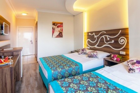 Turecko, Alanya, Kleopatra Blue Hawaii, za <span>17.114</span> Kč