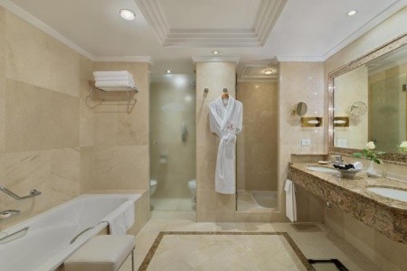 Kanárske ostrovy Tenerife Botánico & The Oriental Spa Garden 8 dňový pobyt Polpenzia Letecky Letisko: Budapešť September 2026 (29/09/26- 6/10/26)