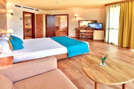 Bulharsko Prímorsko Les Magnolias 8 dňový pobyt All Inclusive Letecky Letisko: Varšava September 2025 (11/09/25-18/09/25)