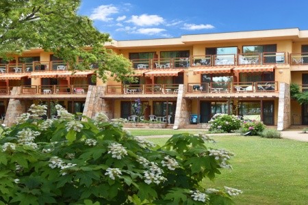 Bulharsko Prímorsko Les Magnolias 8 dňový pobyt All Inclusive Letecky Letisko: Varšava September 2025 (11/09/25-18/09/25)
