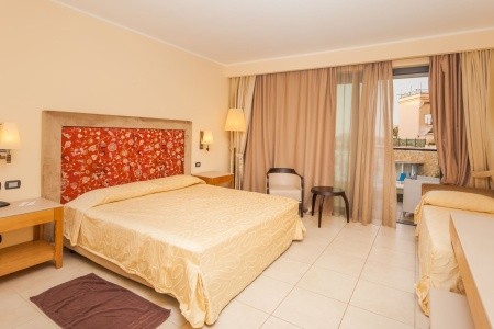 Taliansko Sicília Cefalu Sea Palace 10 dňový pobyt Raňajky Letecky Letisko: Viedeň October 2025 (30/10/25- 8/11/25)