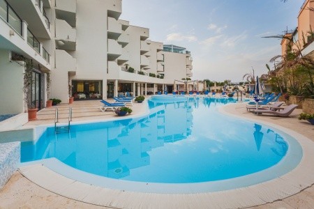 Taliansko Sicília Cefalu Sea Palace 10 dňový pobyt Raňajky Letecky Letisko: Viedeň October 2025 (30/10/25- 8/11/25)