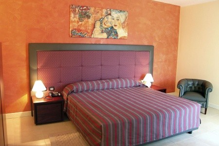 Taliansko Sicília Cefalu Sea Palace 10 dňový pobyt Raňajky Letecky Letisko: Viedeň October 2025 (30/10/25- 8/11/25)