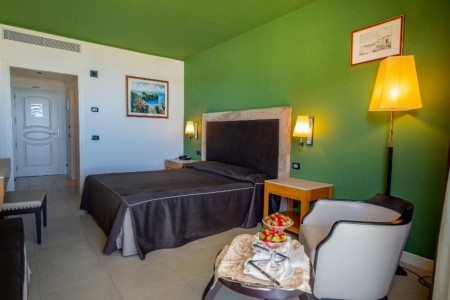 Taliansko Sicília Cefalu Sea Palace 10 dňový pobyt Raňajky Letecky Letisko: Viedeň October 2025 (30/10/25- 8/11/25)