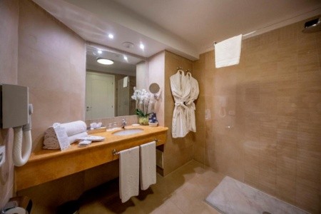 Taliansko Sicília Cefalu Sea Palace 10 dňový pobyt Raňajky Letecky Letisko: Viedeň October 2025 (30/10/25- 8/11/25)