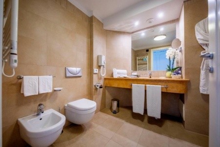 Taliansko Sicília Cefalu Sea Palace 10 dňový pobyt Raňajky Letecky Letisko: Viedeň October 2025 (30/10/25- 8/11/25)