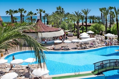 Aydinbey Famous Resort - 4