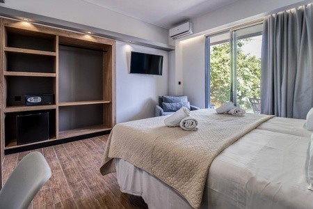 Island City Boutique - 8