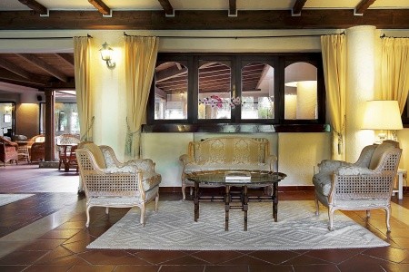 Taliansko Sardínia / Sardegna Grand Smeraldo Beach 11 dňový pobyt Raňajky Letecky Letisko: Praha September 2025 (28/09/25- 8/10/25)