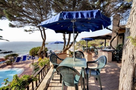 Taliansko Sardínia / Sardegna Grand Smeraldo Beach 11 dňový pobyt Raňajky Letecky Letisko: Praha September 2025 (28/09/25- 8/10/25)