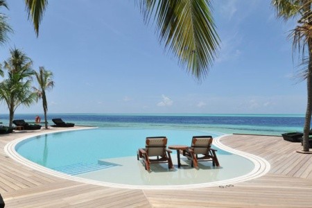 Maldivy Lhaviyani Atol Komandoo Resort 8 dňový pobyt All Inclusive Letecky Letisko: Praha August 2025 (16/08/25-23/08/25)