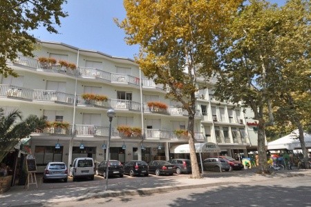 Pineda Aparthotel