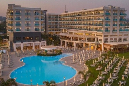 Nissi Blu Beach Resort