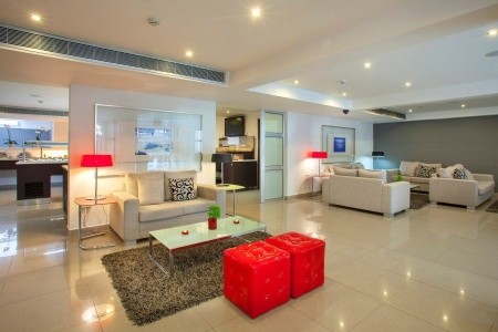 Kypr, Larnaca, Amorgos Boutique, za <span>19.169</span> Kč