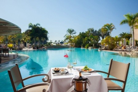 Kanárske ostrovy Gran Canaria Villa Del Conde Resort & Thalasso By Lopesan 11 dňový pobyt Raňajky Letecky Letisko: Viedeň March 2026 (15/03/26-25/03/26)