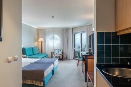 Madeira Funchal Pestana Grand Premium Ocean Resort 9 dňový pobyt Polpenzia Letecky Letisko: Viedeň September 2025 (27/09/25- 5/10/25)