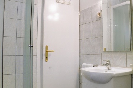 Chorvátsko Severná Dalmácia Apartmány 3298-1235 8 dňový pobyt Bez stravy Vlastná October 2025 ( 7/10/25-14/10/25)