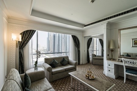 Al Habtoor Grand Resort, Autograph Collection - 11