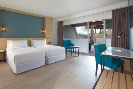 Occidental Sharjah Grand - 8