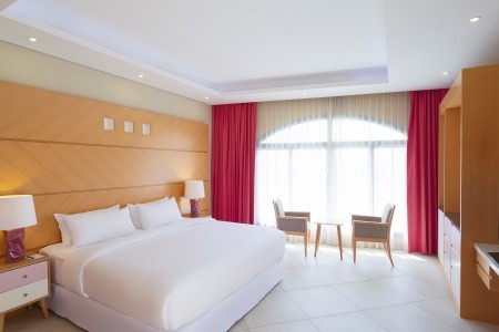 Occidental Sharjah Grand - 11