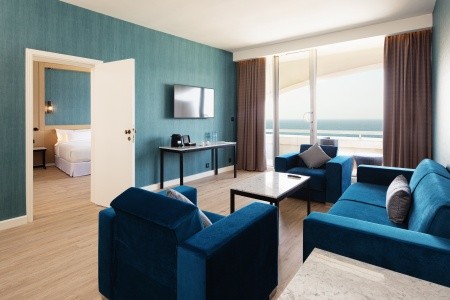 Occidental Sharjah Grand - 14