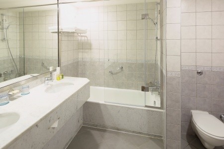 Occidental Sharjah Grand - 17