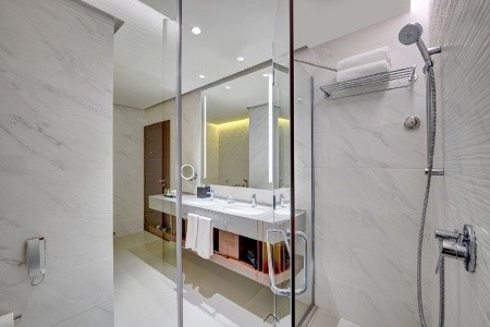 Spojené arabské emiráty Dubaj Millennium Place Barsha Heights Apartments 5 dňový pobyt Raňajky Letecky Letisko: Praha December 2025 (20/12/25-24/12/25)