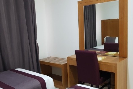 Spojené arabské emiráty Sharjah Nova Park Hotel 8 dňový pobyt Polpenzia Letecky Letisko: Viedeň October 2025 ( 3/10/25-10/10/25)