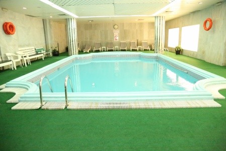 Spojené arabské emiráty Sharjah Nova Park Hotel 8 dňový pobyt Polpenzia Letecky Letisko: Viedeň October 2025 ( 3/10/25-10/10/25)