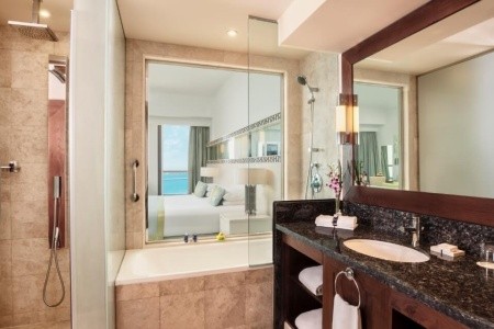 Spojené arabské emiráty Dubaj Ja Ocean View Hotel Jumeirah Beach 12 dňový pobyt Polpenzia Letecky Letisko: Praha March 2026 (12/03/26-23/03/26)