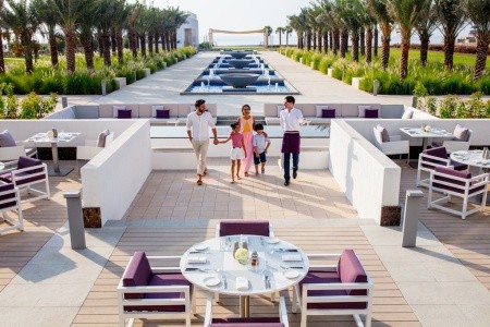 Spojené arabské emiráty Fujairah Intercontinental Fujairah Resort 11 dňový pobyt All Inclusive Letecky Letisko: Praha November 2025 (30/11/25-10/12/25)