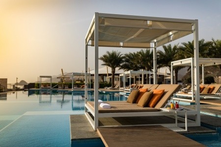 Spojené arabské emiráty Fujairah Intercontinental Fujairah Resort 11 dňový pobyt All Inclusive Letecky Letisko: Praha November 2025 (30/11/25-10/12/25)