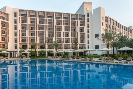 Spojené arabské emiráty Fujairah Intercontinental Fujairah Resort 11 dňový pobyt All Inclusive Letecky Letisko: Praha November 2025 (30/11/25-10/12/25)