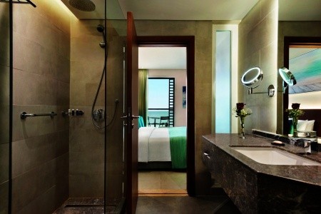 Wyndham Garden Ajman Corniche - 13