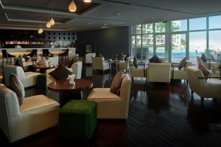 Spojené arabské emiráty Fujairah Radisson Blu Fujairah 6 dňový pobyt All Inclusive Letecky Letisko: Praha June 2026 ( 9/06/26-14/06/26)