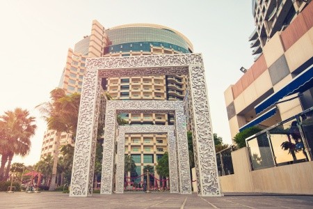 Spojené arabské emiráty Abu Dhabi Khalidiya Palace Rayhaan 10 dňový pobyt Polpenzia Letecky Letisko: Praha May 2026 (17/05/26-26/05/26)